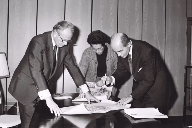 Photo 3: Meeting in Strasbourg in October 1979.