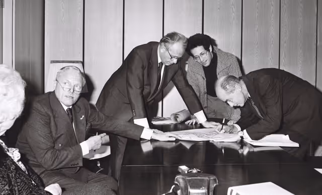 Photo 4: Meeting in Strasbourg in October 1979.