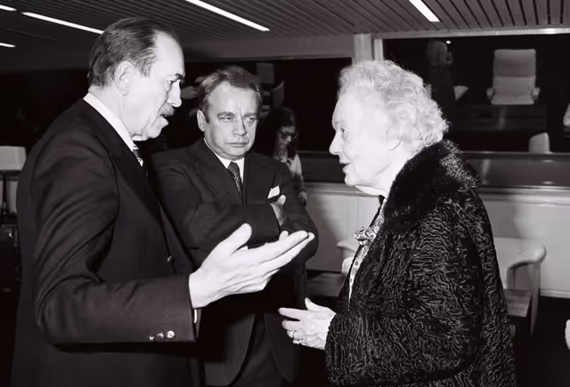 Photo 35: Meeting with the Secretary General of the Council of Europe