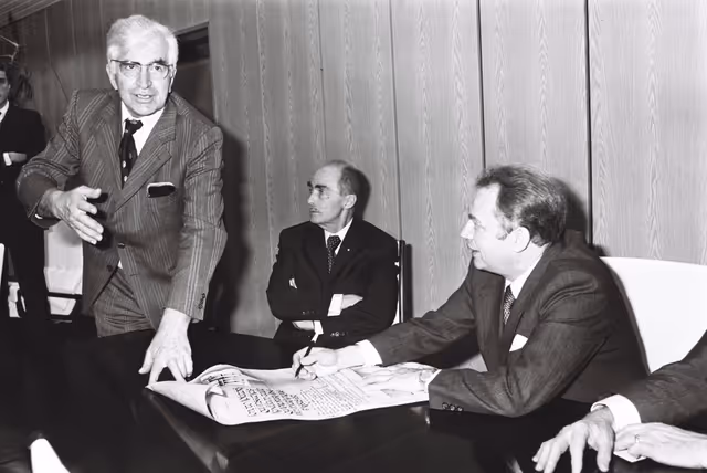 Photo 14: Meeting with the Secretary General of the Council of Europe