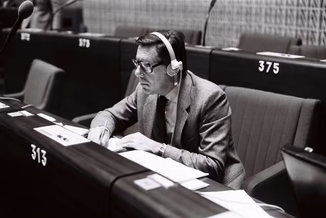 Fotó 35: The MEP Sergio PININFARINA during a session in Strasbourg in October 1979.