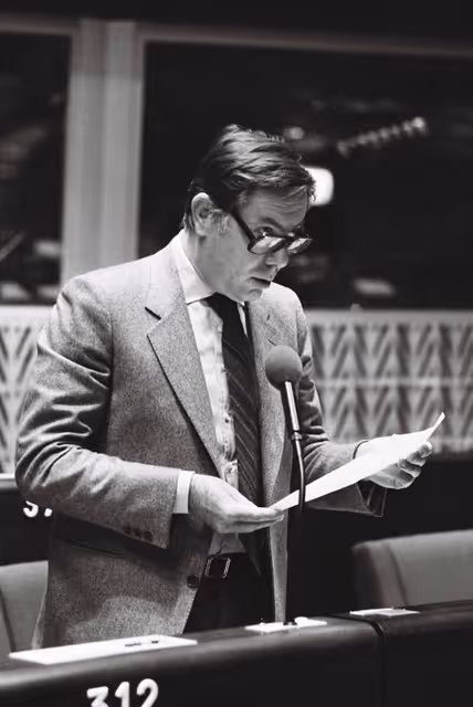 Fotó 38: The MEP Sergio PININFINA during a session in Strasbourg in October 1979.