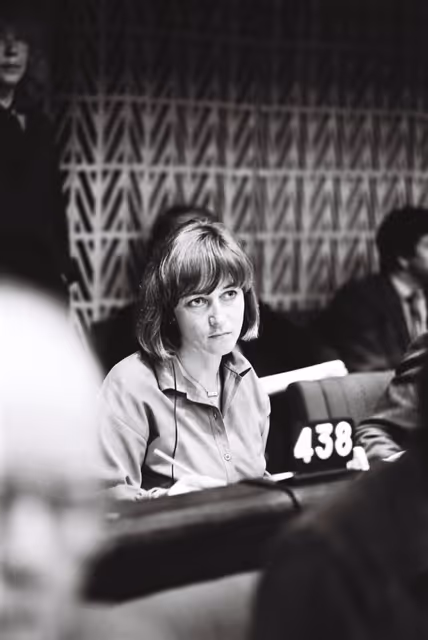 Zdjęcie 1: Beate WEBER during a plenary session in Strasbourg in October 1979.