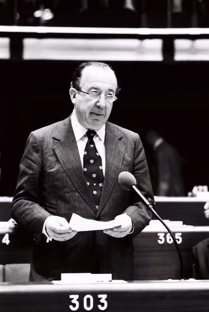 The MEP Sir David Lancaster NICOLSON during a session in Strasbourg in April 1980.