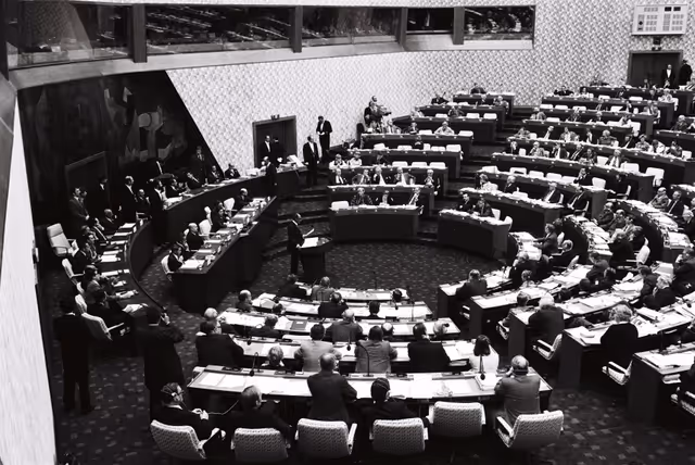 Plenary Session in Luxembourg