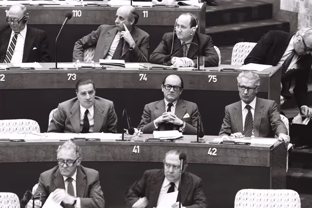 Photo 35: Plenary Session in Luxembourg