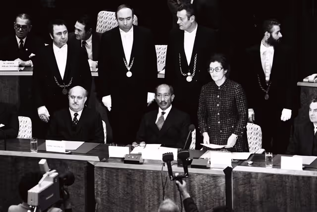 Photo 24: Official Visit of Anouar EL-SADATE, President of Egypt