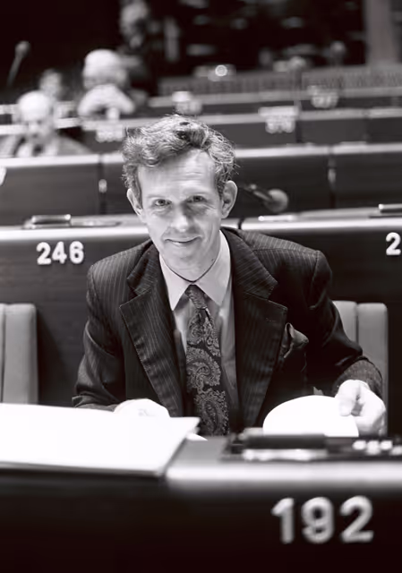 Fotografia 12: The MEP Alasdair Henry HUTTON during a session in Strasbourg in May 1981.
