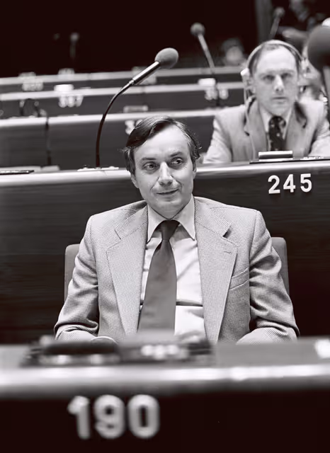 Fotografia 18: The MEP Brian H. HORD during a session in Strasbourg in May 1981.