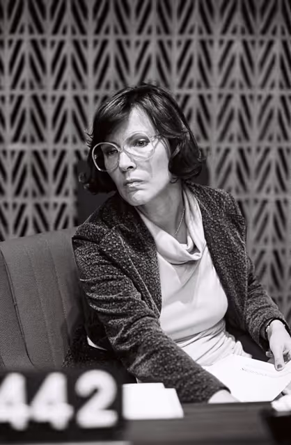 Fotografia 29: The MEP Heidemarie WIECZOREK-ZEUL during a session in Strasbourg in May 1981.