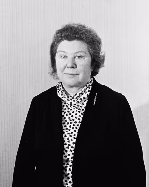 Fotografia 3: Portrait of the MEP Luise HERKLOTZ in May 1981.