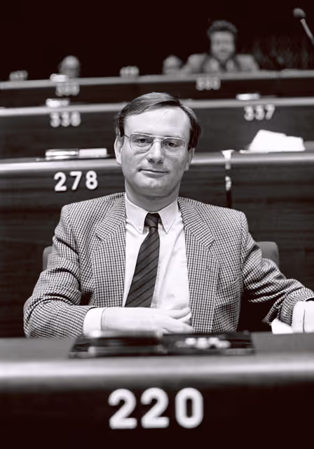 Nuotrauka 50: The MEP Klaus HANSCH during a session in June 1981.