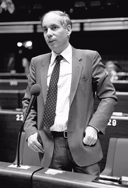 Nuotrauka 13: The MEP Otmar FRANZ during a session in Strasbourg in June 1981.