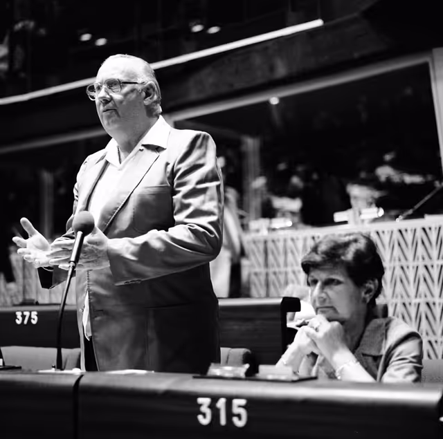 Nuotrauka 11: The MEP Michel PONIATOWSKI during a session in Strasbourg on June 1981.