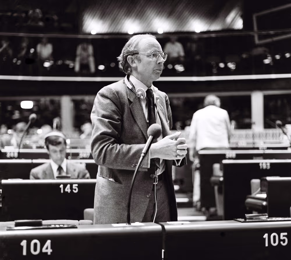 The MEP Sir Fred CATHERWOOD during a session in Strasbourg on July 1981.