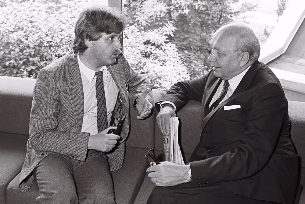 Elmar BROK and Karl-Heinz NARJES