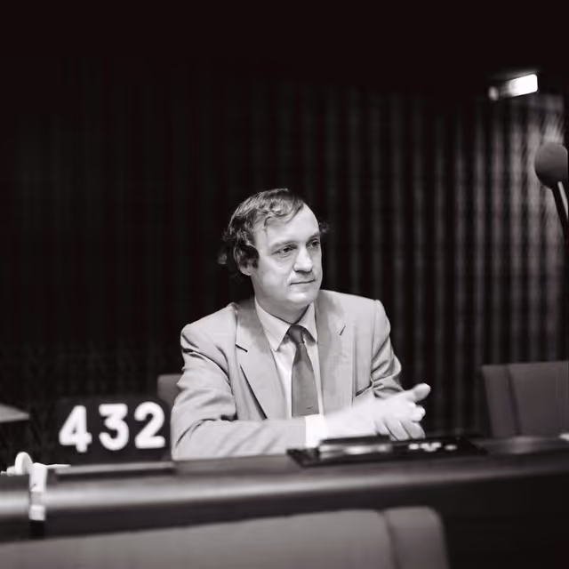 Fotografija 28: The MEP Karel A.L.H VAN MIERT during a session in Strasbourg in July 1981.