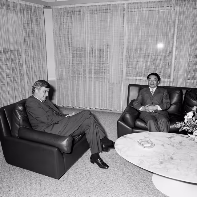 Foto 30: EP President meets with Zhang SHU