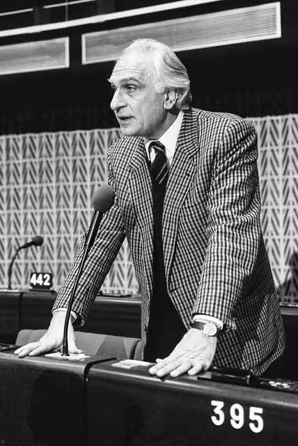 Photo 3: The MEP Marco PANNELLA during a session in Strasbourg in February 1984.
