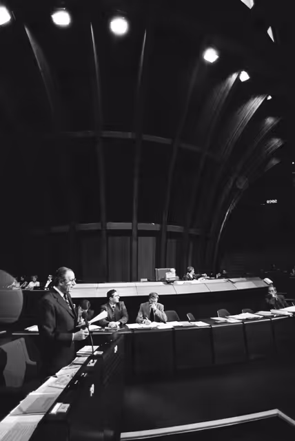 Photo 1: Gaston THORN - EC President during a session at the European Parliament in Strasbourg in February 1984