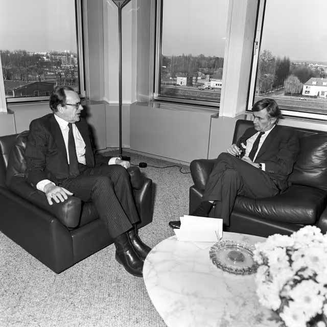 Photo 8 : EP President meets with Ioannis PESMAZOGLOU