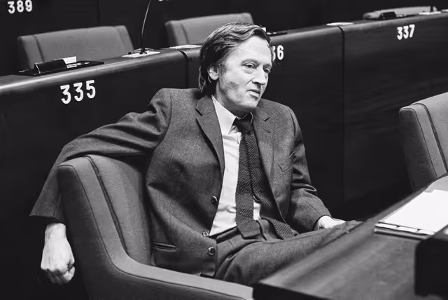 Photo 46: The MEP Johan VAN MINNEN during a session in Strasbourg in February 1984.