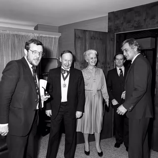 Photo 12 : Pieter DANKERT EP President meets with  Dr. Peter Jones and Kathleen Jones Mayor of Sheffield