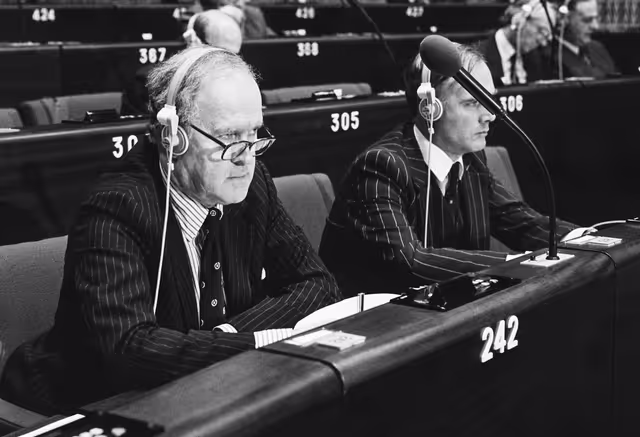 Photo 34: The MEP James MOORHOUSE during a session in Strasbourg in February 1984.