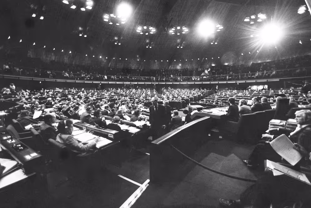 Plenary session at Strasbourg in february 1984