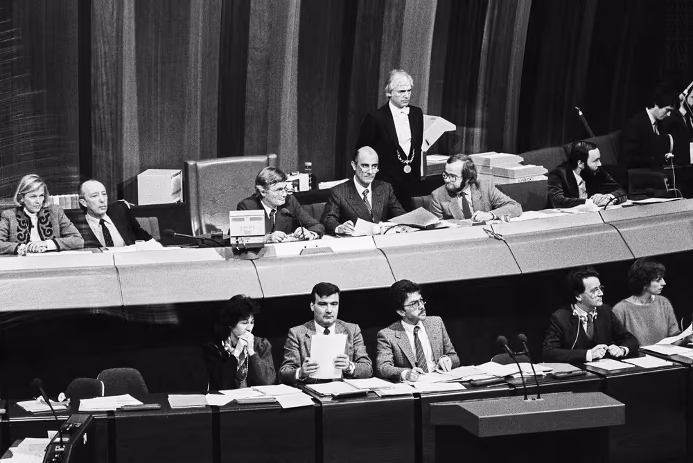 Plenary session at Strasbourg in february 1984