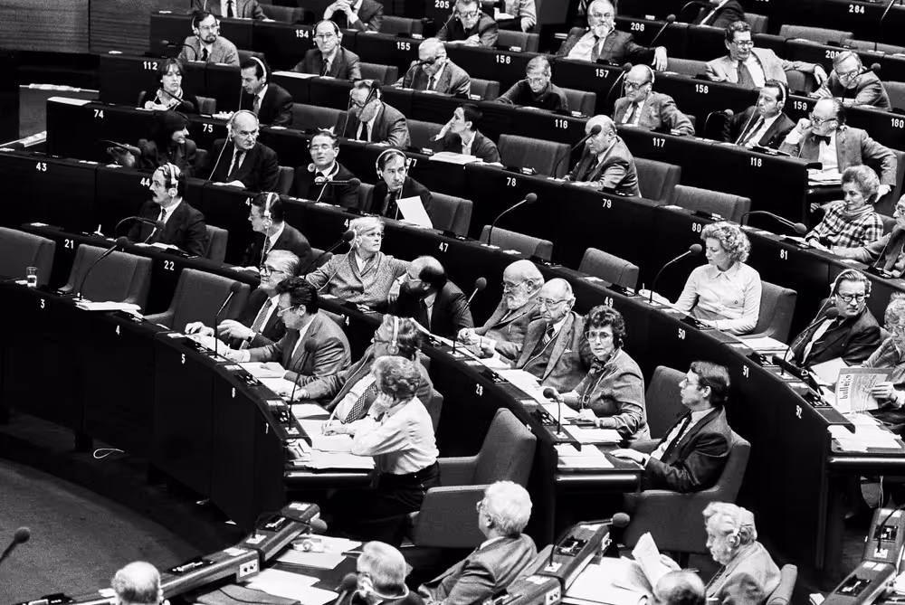 Plenary session at Strasbourg in february 1984
