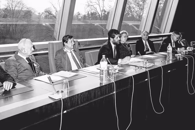 Fotografija 12: Meeting at the European Parliament in Strasbourg in March 1984.