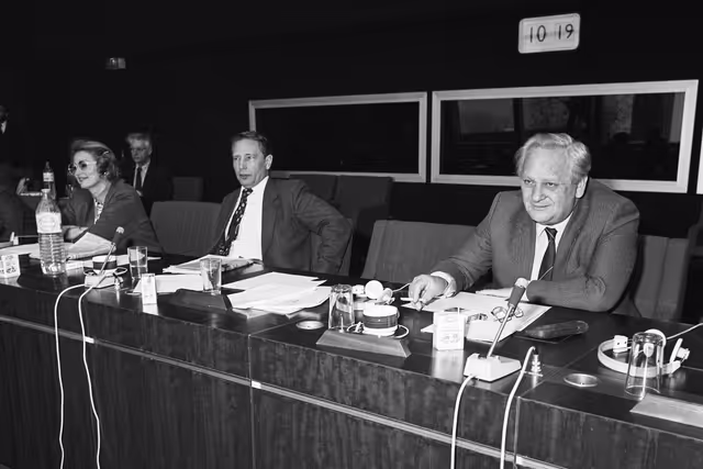 Fotografija 13: Meeting at the European Parliament in Strasbourg in March 1984