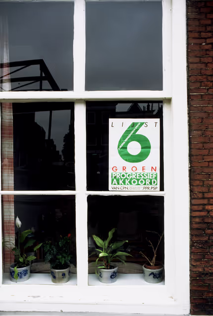 Photo 8: European election in the Netherlands - June 1984