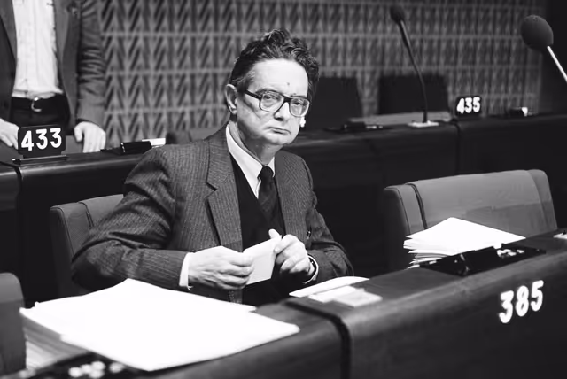 Fotografia 36: MEP Grigorios VARFIS during a session in Strasbourg.