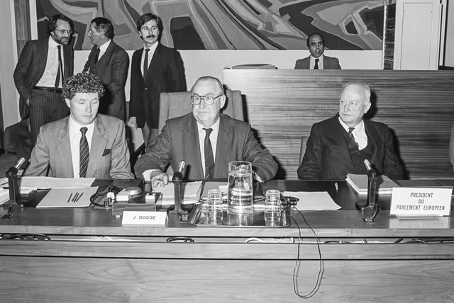 Fotografi 6: Meeting at the Egmont Palace (Palais d'Egmont) in Brussels