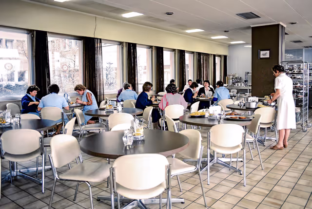 Billede 6: Kitchen and restaurant at the EP in Luxembourg.