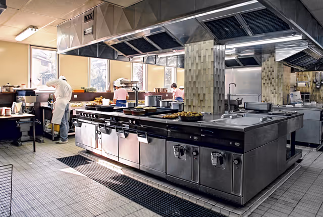 Billede 21: Kitchen and restaurant at the EP in Strasbourg.