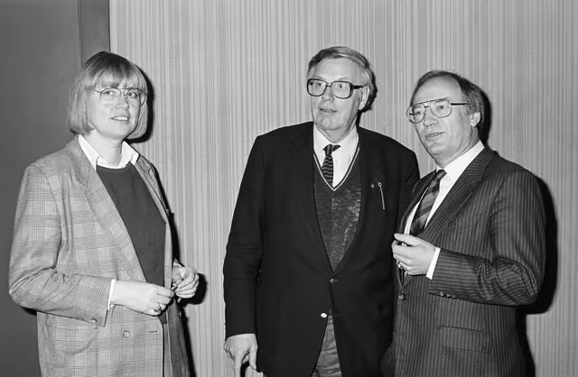 Zdjęcie 45: Visit of German Politician Gunther EINERT at the EP in Strasbourg in February 1985