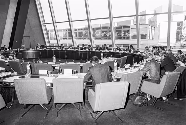Billede 27: Meeting at the Europan Parliament in Strasbourg in February 1985