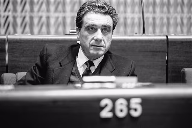 Billede 40: MEP Tommaso ROSSI during a session in Strasbourg in February 1985.