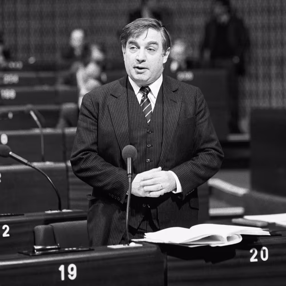 European Commissioner Peter SUTHERLAND during a session in Strasbourg in February 1985.