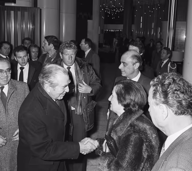 Zdjęcie 33: Visit of Chaim HERZOG, President of Israel at the EP in Strasbourg in February 1985