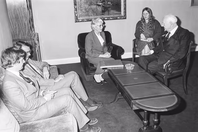Billede 46: Meeting with New-Zealand Delegation at the EP in Strasbourg in February 1985