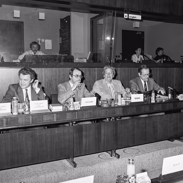 Billede 14: Meeting at the EP in Strasbourg in February 1985.