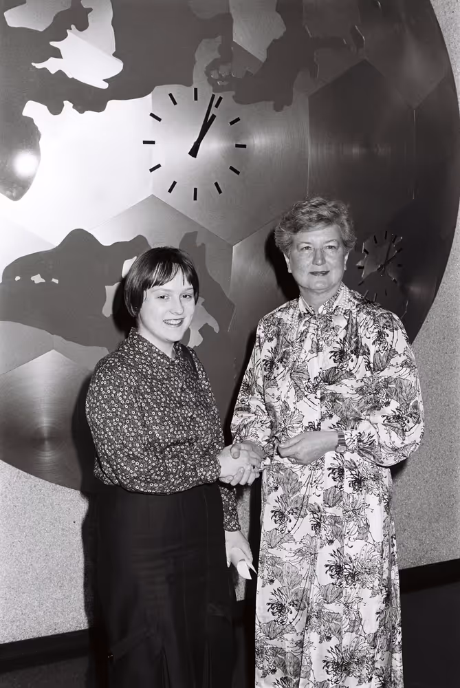 Beate Ann BROOKES with a guest