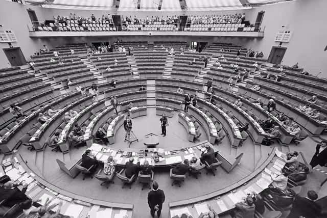 Fotogrāfija 40: Plenary session at the European Parliament in Luxembourg