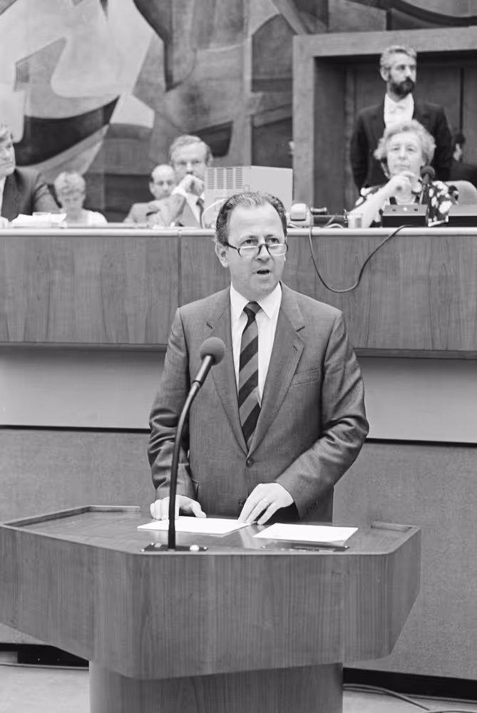 Jacques SANTER - Prime Minister of Luxembourg addresses during the plenary session in Luxembourg