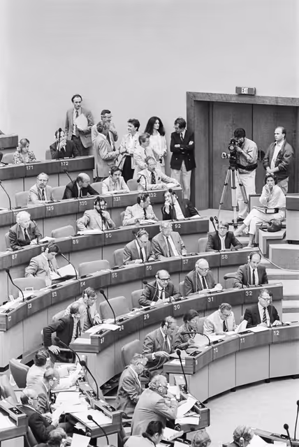 Fotogrāfija 33: Plenary session at the European Parliament in Luxembourg