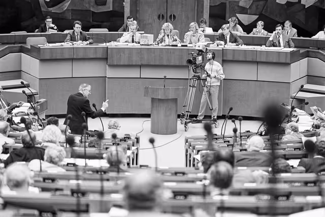 Fotogrāfija 25: Plenary session at the EP in Luxembourg chaired by Nicole PERY, EP Vice-president